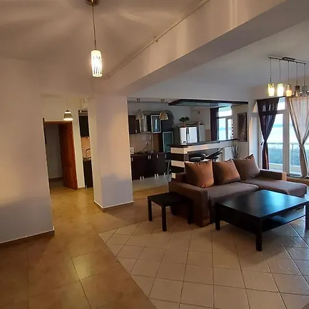 Summerland Seaview * Mamaia