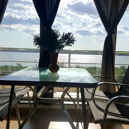 Summerland Seaview * Mamaia